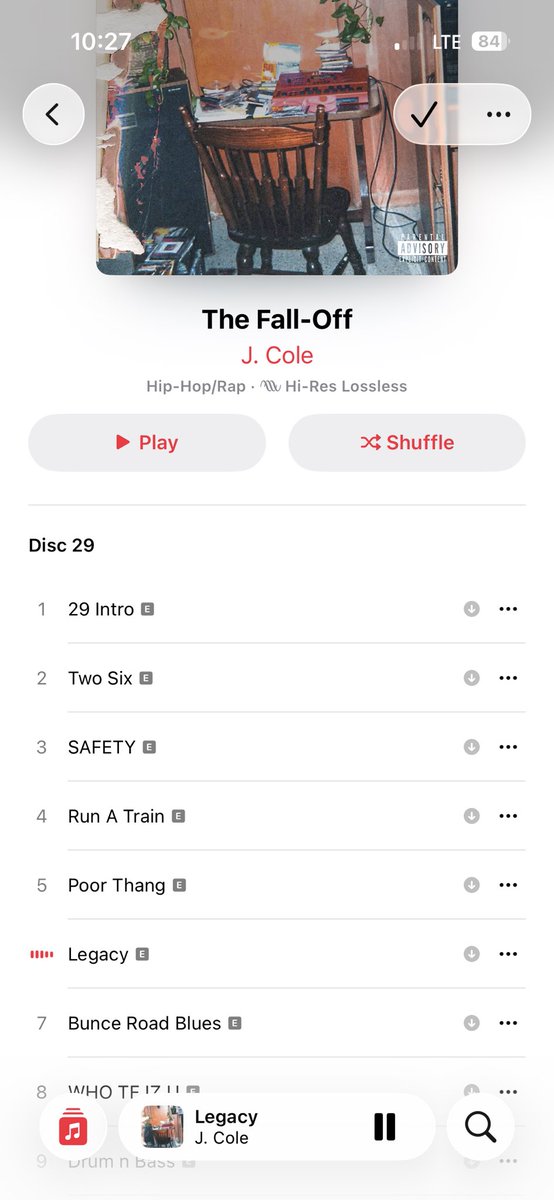 Muftahu564's tweet image. Cole ain’t missed so far 🔥🔥🔥🔥 #TheFallOff  #jcole #coldworld