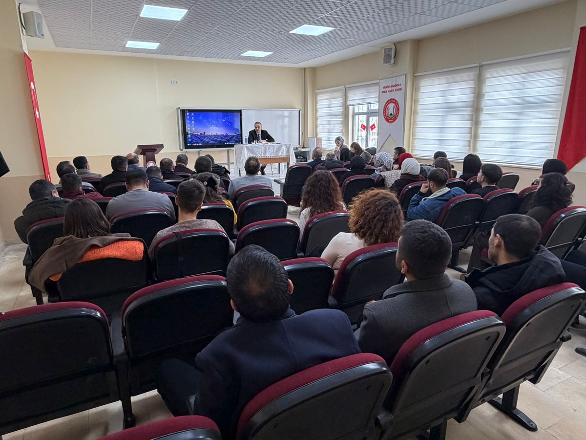 📌 2025-2026 Eğitim Öğretim Yılı 2. Dönem Başı Müdürler Kurulu Toplantısı

📌 2025-2026 Eğitim Öğretim Yılı 2. Dönem Başı Müdürler Kurulu Toplantısı, Varto Anadolu İmam Hatip Lisesi Konferans Salonu'nda İlçe Millî Eğitim Müdürümüz Sn. Yalçın SÜNE başkanlığında, Şube Müdürlerimiz