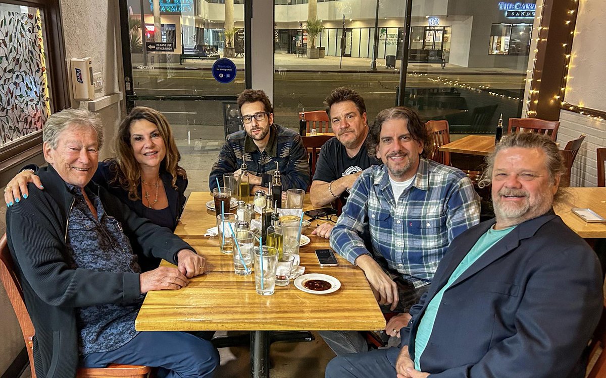 Bill Champlin tweet media