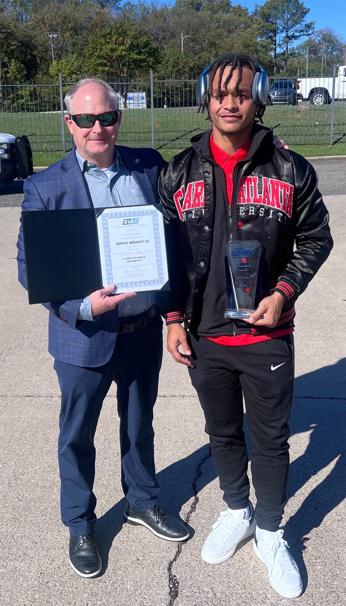 CoachMikeHayde's tweet image. A Pivot or Change In Circumstances Can Be A Very Good Thing.  Walk Into A New Opportunity With No Fear + Incredible Resolve.  God’s Plan Is Your Plan.  

#BeTheReason #NoFear #Pivot #HaydeRecruiting101 #HaydeCoaching191