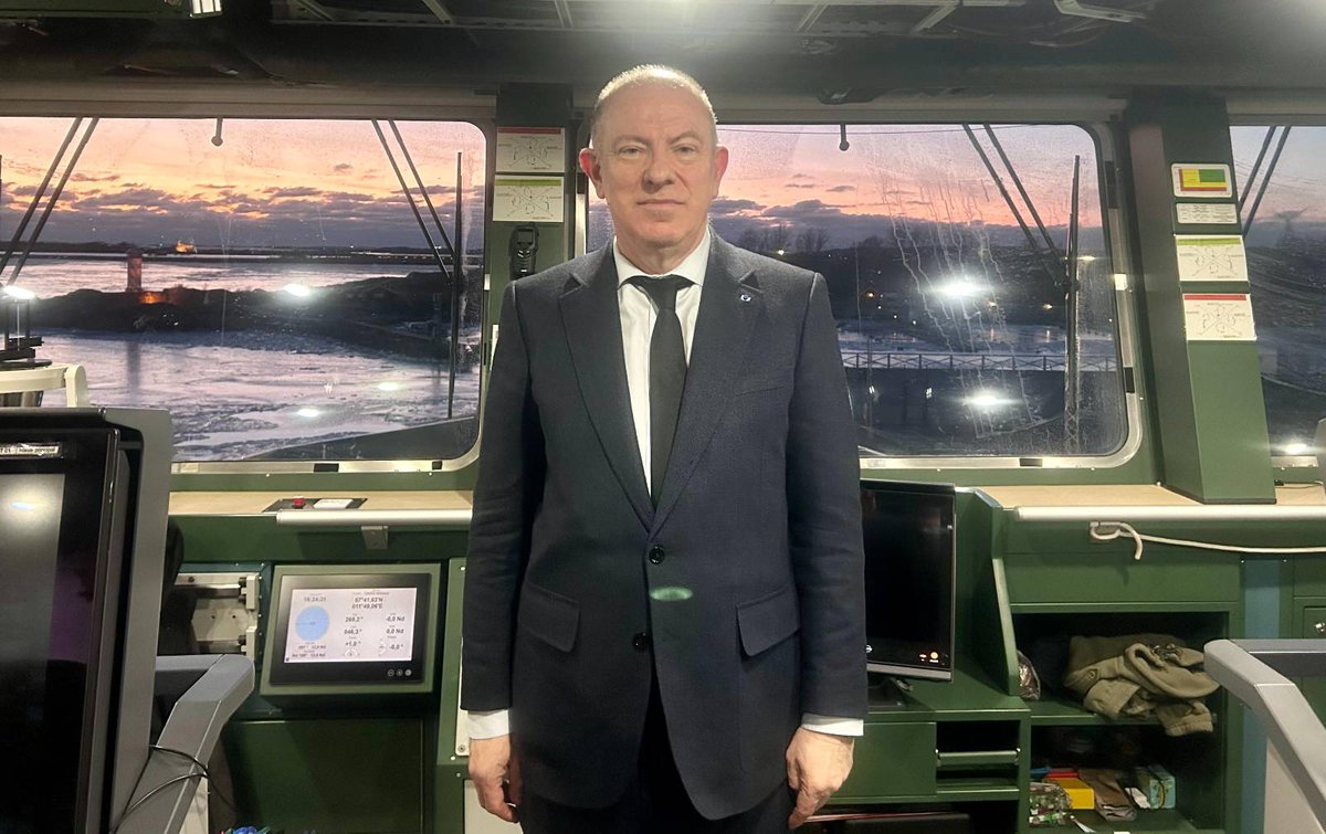 Frankrikes ambassadör Thierry Carlier anser att tiden är inne för Europa att ta sitt öde i egna händer, pekar ut Sverige som ett föregångsland. <a href="/FSN_SE/">Försvarssektorn Nyheter</a> :s träffar ambassadören ombord fregatten Amiral Ronarc’h.

Finns tillgänglig på 🇸🇪, 🇫🇮, 🇳🇴, 🇩🇰 och 🇬🇧: nordicdefencesector.com/sv/article/the…