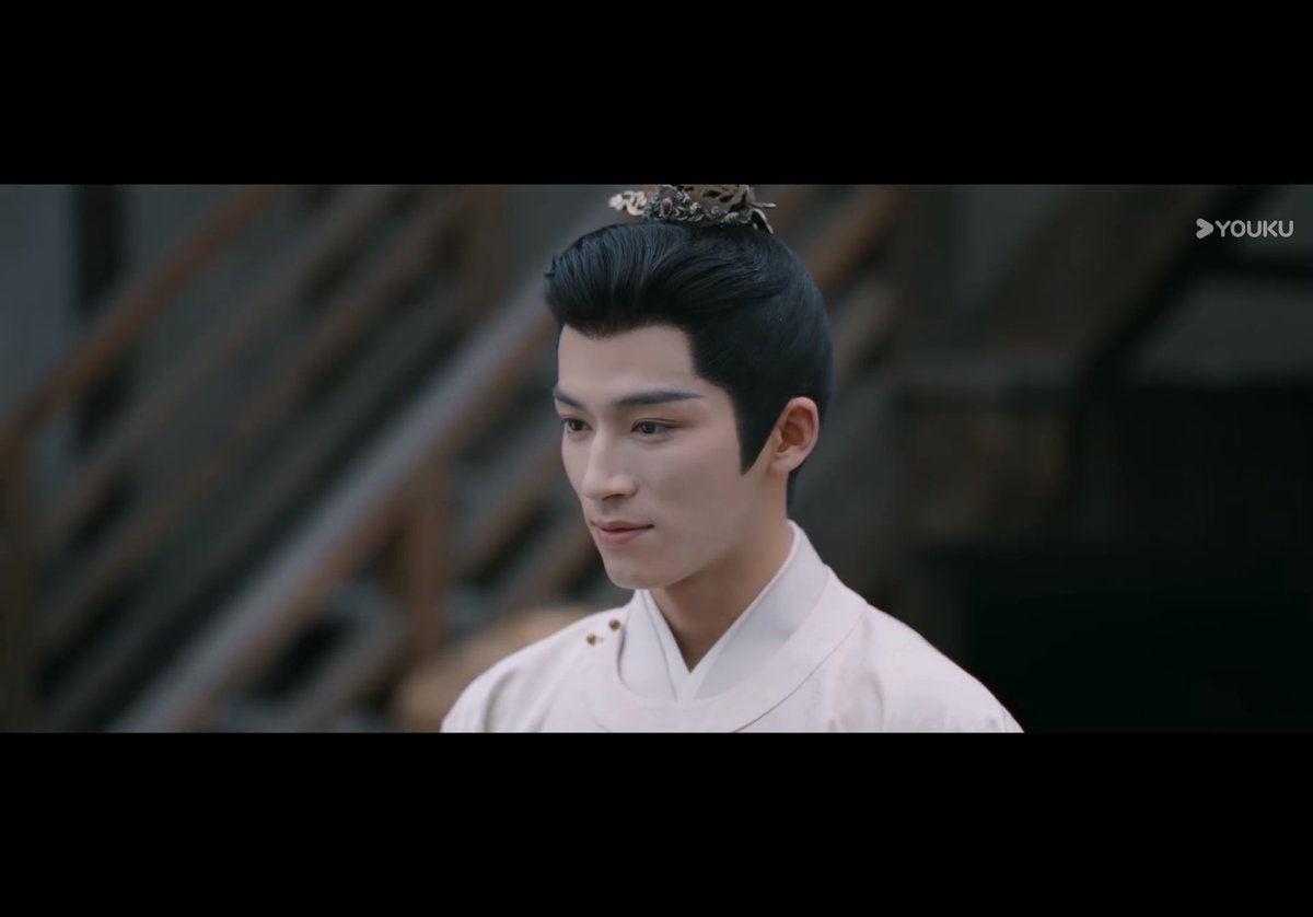 สาวชมก็ยิ้มแป้นเลยล่ะ55555555555

#คดีพิศวงเสียงกระซิบในหมอก #UnveilJadewind