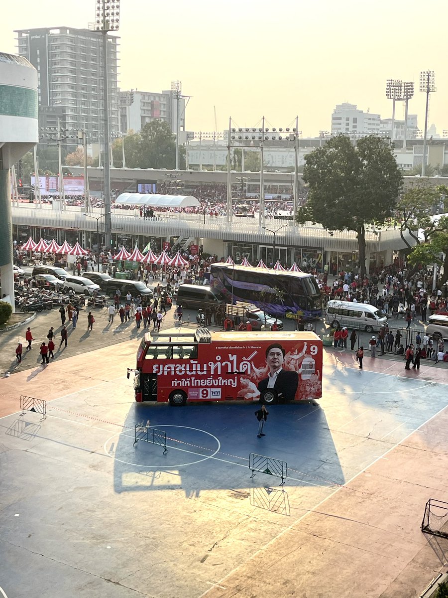 ทุกคนคะ เราได้ 500,000 แล้ว แค่มาฟังปราสัย กติกาง่ายๆ คือ ตะโกนหน้างานให้ดังที่สุดว่า กาทักสินทุกชาติ พอใจมาก

ตอนนี้ทักสินโอนเงินเข้าดิจิม่อนวอลเลตดิชั้นแล้วค่ะ 

พวกนางแบกมันซื้อง่ายค่ะ #เพื่อไทยทำได้