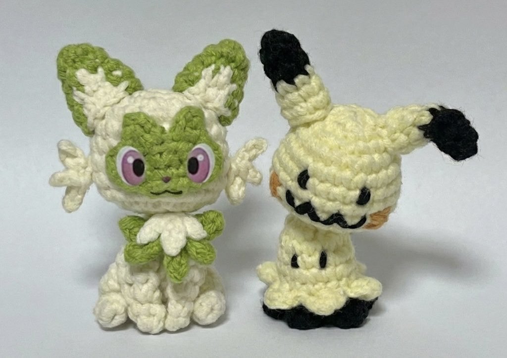 전에 만든 따라큐랑 같이 놓으니까 귀엽다•••