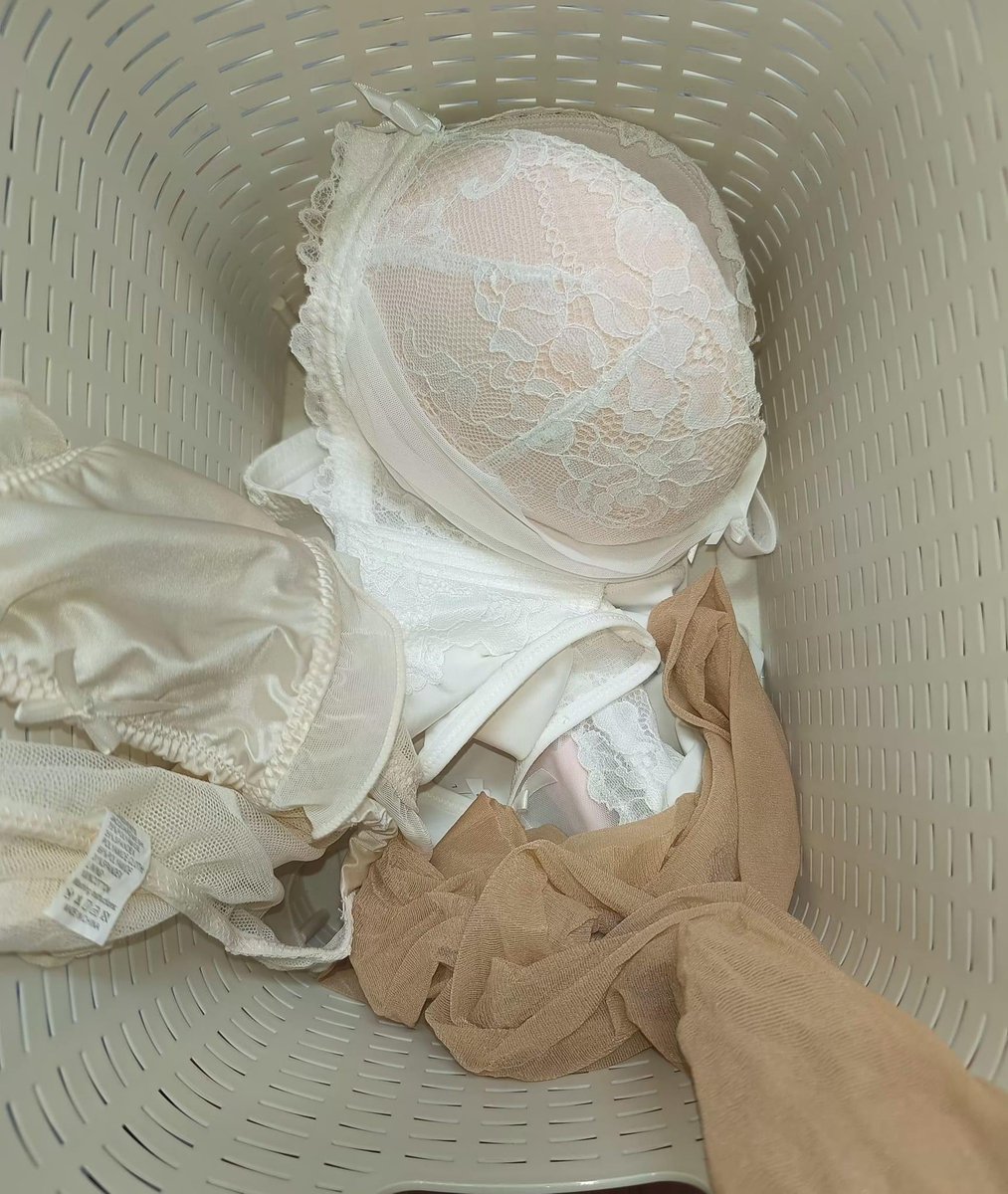 <a href="/as1234568a/">REEM</a> Bunlarda benim evli türbanlı ablamın