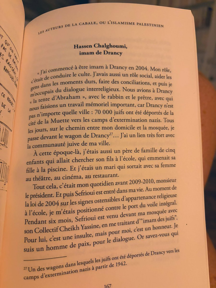 EmilieFreche's tweet image. Merci @Imam1chalghoumi d’être venu hier, vous qui êtes dans « Un séisme ». Votre déposition à l’audience, et votre courage, m’avaient impressionnée.
#samuelpaty