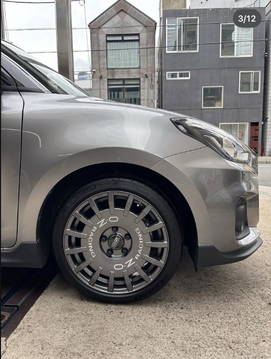 hashimotocoshop's tweet photo. SUZUKI SWIFT SPORTにOZ RALLYRACING 装着しました。
#スイフトスポーツ #スイスポ #ZC33 #SWIFTSPORT https://t.co/8SfugxBKms