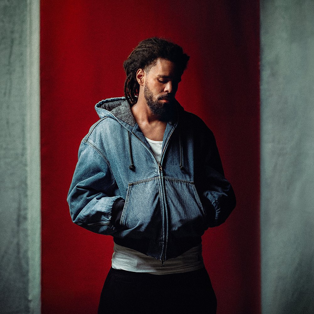 AppleMusic's tweet image. Fall off, according to who? Stream @JColeNC’s The Fall-Off on Apple Music. apple.co/JTFO