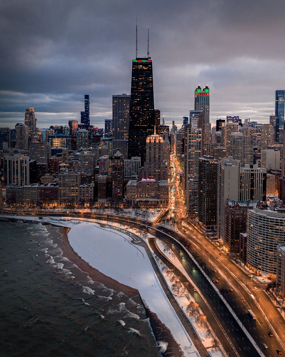 PrettyCitiesX's tweet photo. Chicago, Illinois 🇺🇸 https://t.co/cbL8kpCdAY