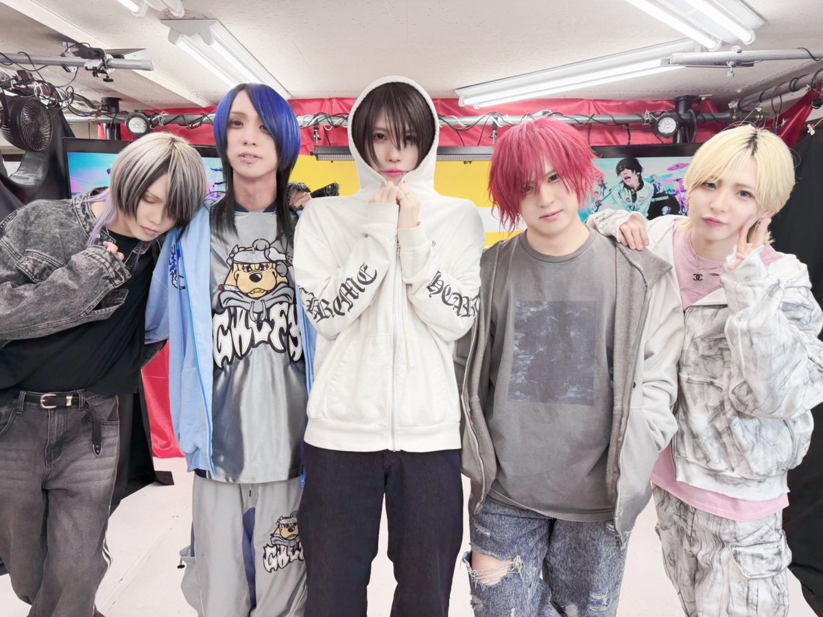 KAKUMAY 虎祭り2024 未公開アー写フォトブック KAKUMAY 真虎 (@MAKO_KAKUMAY) / Posts / X