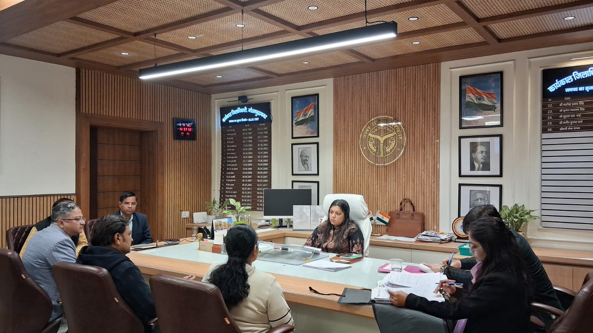 DM NOIDA Gautam Buddha Nagar tweet media
