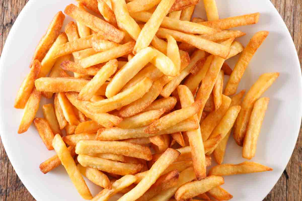 YoStoConTarabas's tweet photo. QUELLA VOGLIA DI MANGIARE H 24 PATATE https://t.co/M8Qot4eHUQ