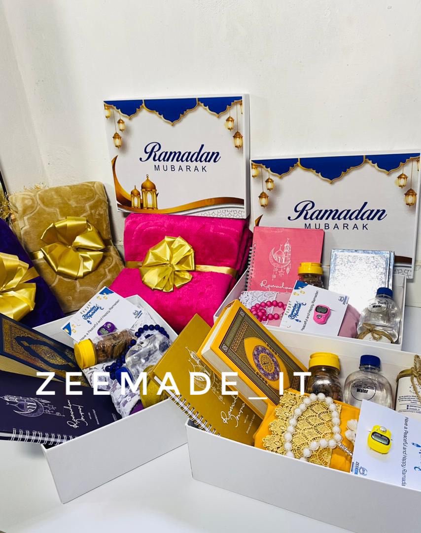zeemade_it's tweet image. I take God beg you help me Retweet.🙏🧎‍♂️

THE Rahmah Box.🤎😍

A gentle reminder of mercy, compassion, sabr and Gratitude.
Thoughtfully curated to nourish the heart, body and soul and the journal is everything you need this Ramadan.

🏷️58,000

Lagos📍
Nationwide delivery.