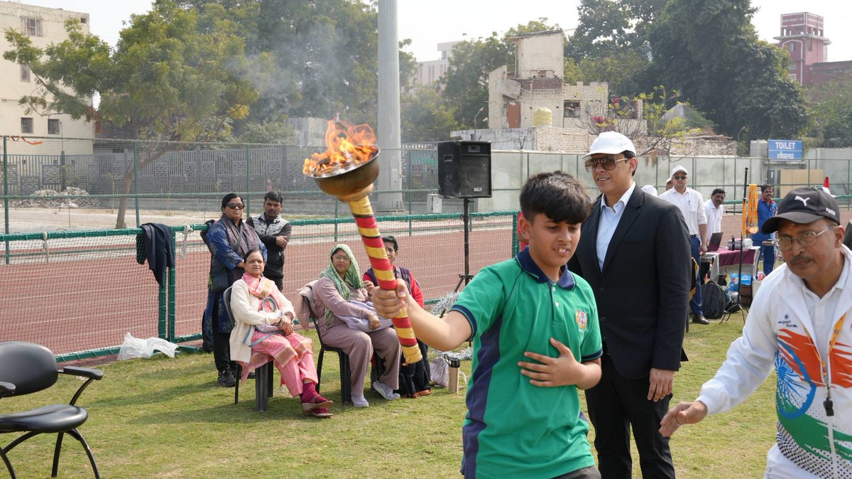 AnpSunbeam's tweet photo. Annual Sports Meet 2025 | Sunbeam Annapurna
The Annual Sports Meet of Sunbeam Annapurna came alive with energy, enthusiasm, and sportsmanship at Sampurnanand Stadium.
The event was graced by our esteemed Chairperson Dr. Deepak Madhok and Honorary Director Mr Harsh Madhok. https://t.co/jqTywVvfV4