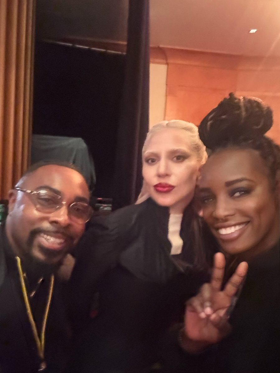 PrinceSuave1's tweet photo. I'm still recovering from #grammy weekend. @ladygaga owes me nothing after taking these selfies w/ us! Thank you. #ladygaga 🖤🔥👑 https://t.co/OwXgbcDbR7