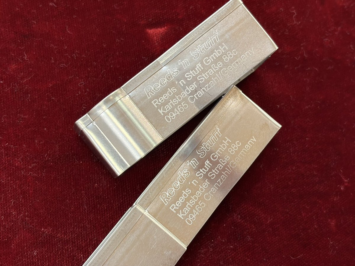 DAC_music's tweet photo. 【ダブルリードフロアより】

リード制作マシーンメーカーの『Reeds’n Stuff』から完成リードの形を模したクッキー型が登場しました🍪
ダブルリード奏者の方もそうでない方もバレンタインやホワイトデーに是非いかがでしょうか💝
SNS映え間違いなしです✨

ぜひ完成リードクッキーを作っての写真を投稿してください!
お待ちしてます🧑‍🍳