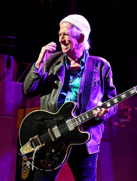 VLafora's tweet photo. Hey friends, happy #KeithFriday
📷 By #TerryWyatt October 2024 Nashville Medallion Ceremony @countrymusichof
📹 "We Had IT All"
#KeithRichards & @WillieNelson 2004 #OutlawsandAngels
https://t.co/rDL2PnyEP7
@Natalie67578650 @resident219 @denajag @AJDMaru @cheers16 @claireTerrieux https://t.co/96Ng1ZB3sV