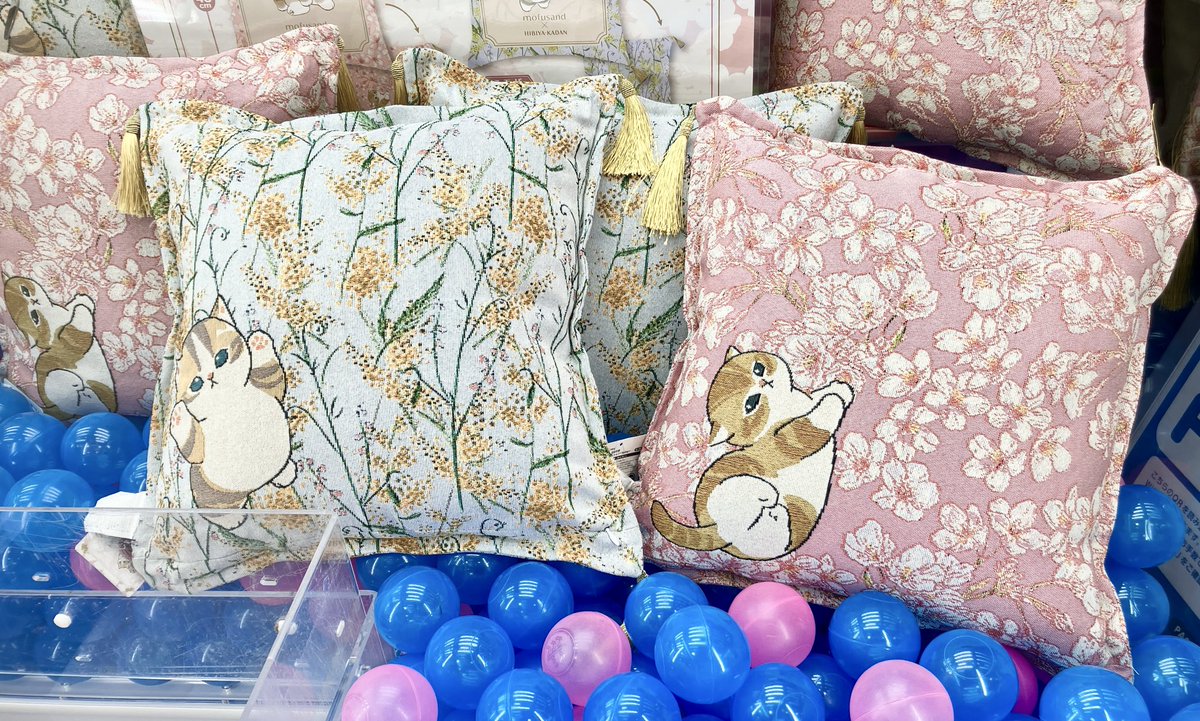 クレーン】『mofusand×日比谷花壇 ゴブラン織りクッション〜Spring