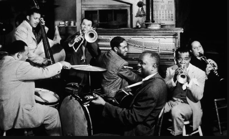USEmbassyAddis's tweet image. #KnowUs: Did you know the United States is the birthplace of some of the world’s most influential music genres? From the soulful rhythms of jazz and blues to the storytelling of country, the rebellious energy of rock &amp;amp; roll, and the powerful beats of hip-hop, American music has