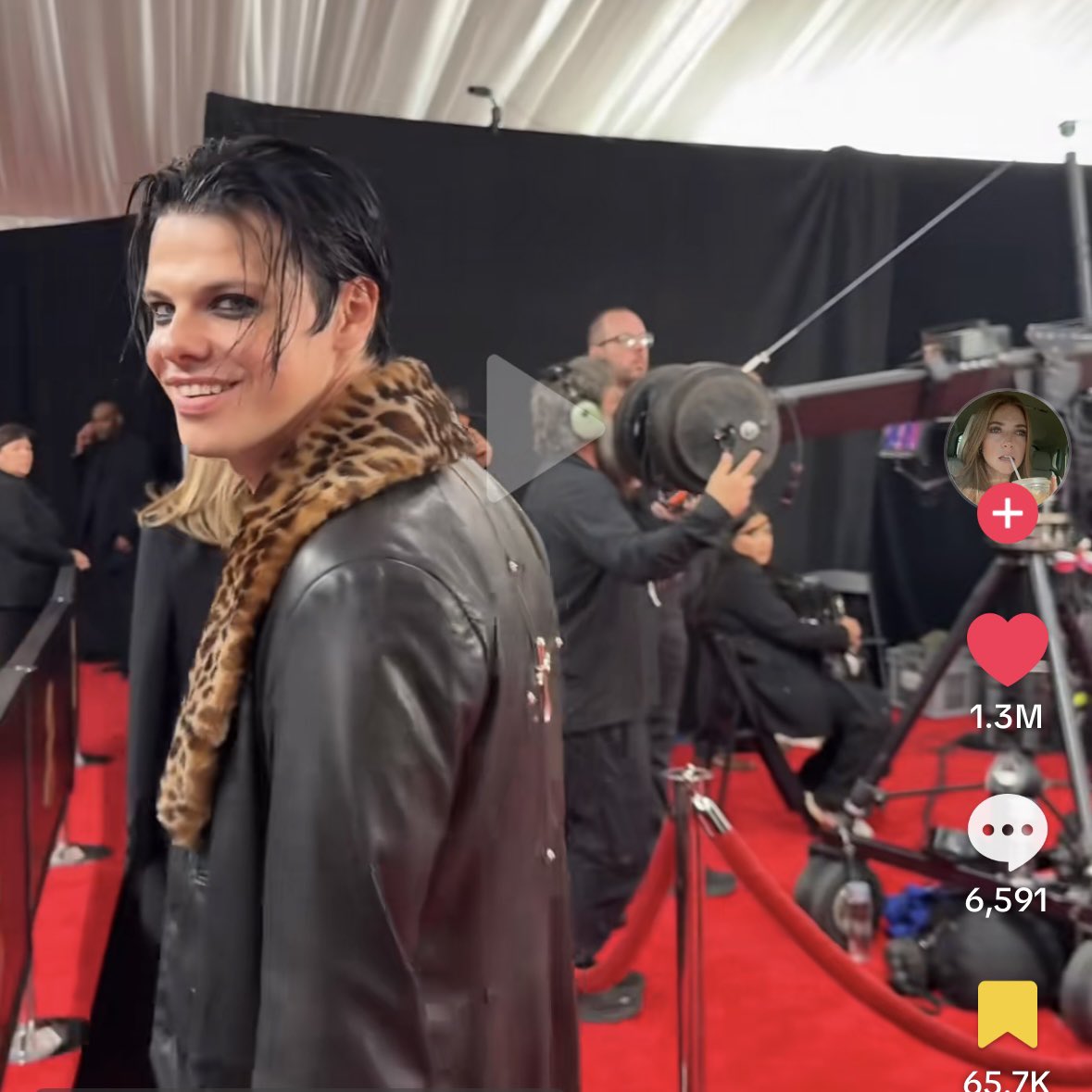 flyfreedelirium's tweet image. 1.3m likes ok where were all these people when he would receive death threats over breathing back in 2020