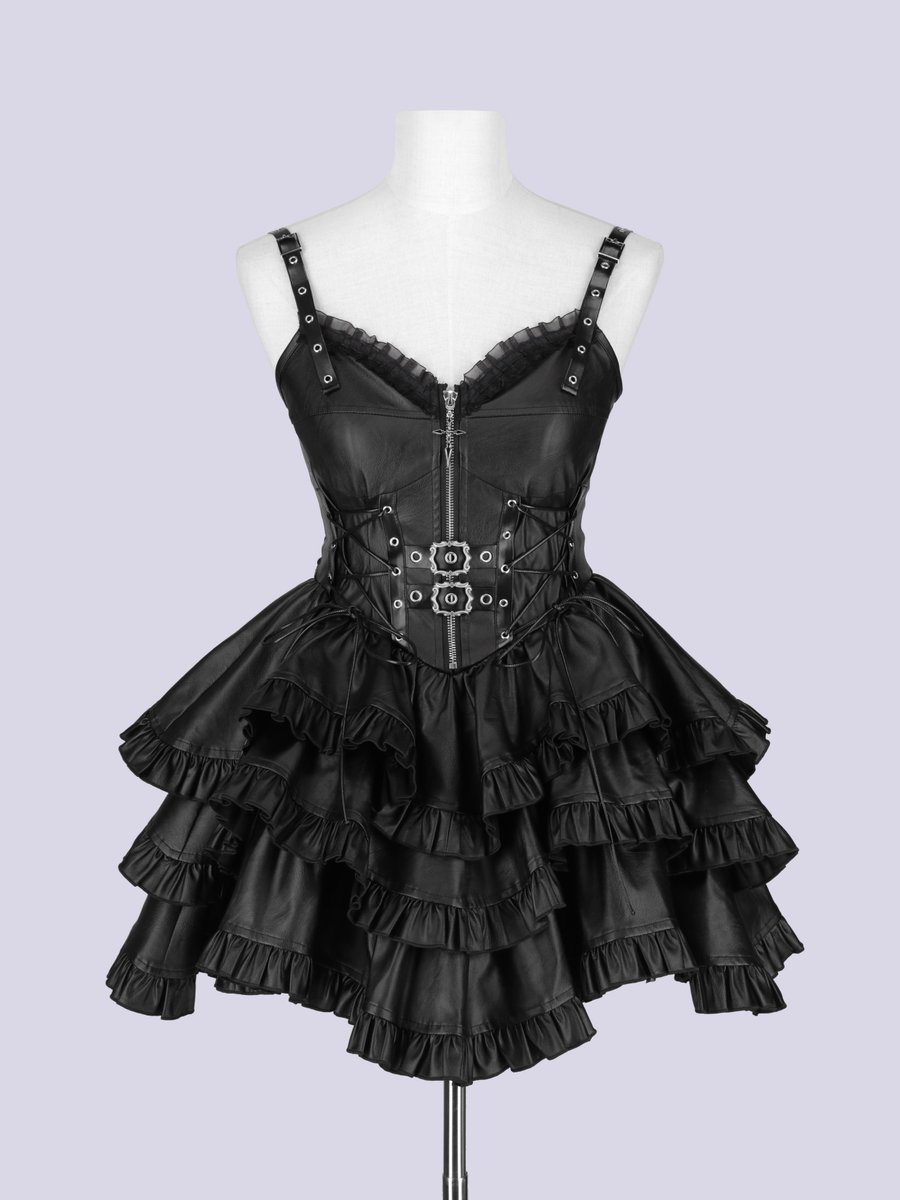 ❤︎𝐈𝐌𝐕𝐀𝐋 𝐅𝐞𝐛𝐫𝐮𝐚𝐫𝐲 𝐂𝐨𝐥𝐥𝐞𝐜𝐭𝐢𝐨𝐧❤︎

⟡ 柩 ねむりさん着用アイテム
IMVAL / Layered Frill Dress
-￥15,400

コルセットライクなシルエットに、贅沢に重ねたレザーフリル。
一枚で完成する、IMVALの主役ドレス♡