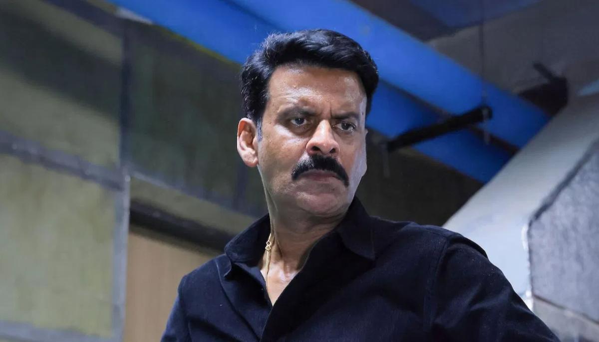 BIG BREAKING NEWS 🚨 CM Yogi Adityanath orders FIR against Manoj Bajpayee's Ghooskhor Pandat.

The complaint alleges that the content of the film has hurt Hindu sentiments 😳

MASSIVE CONTROVERSY !!

Netflix DELETES Ghooskhor Pandat teaser.

FIR was filed after several complaints