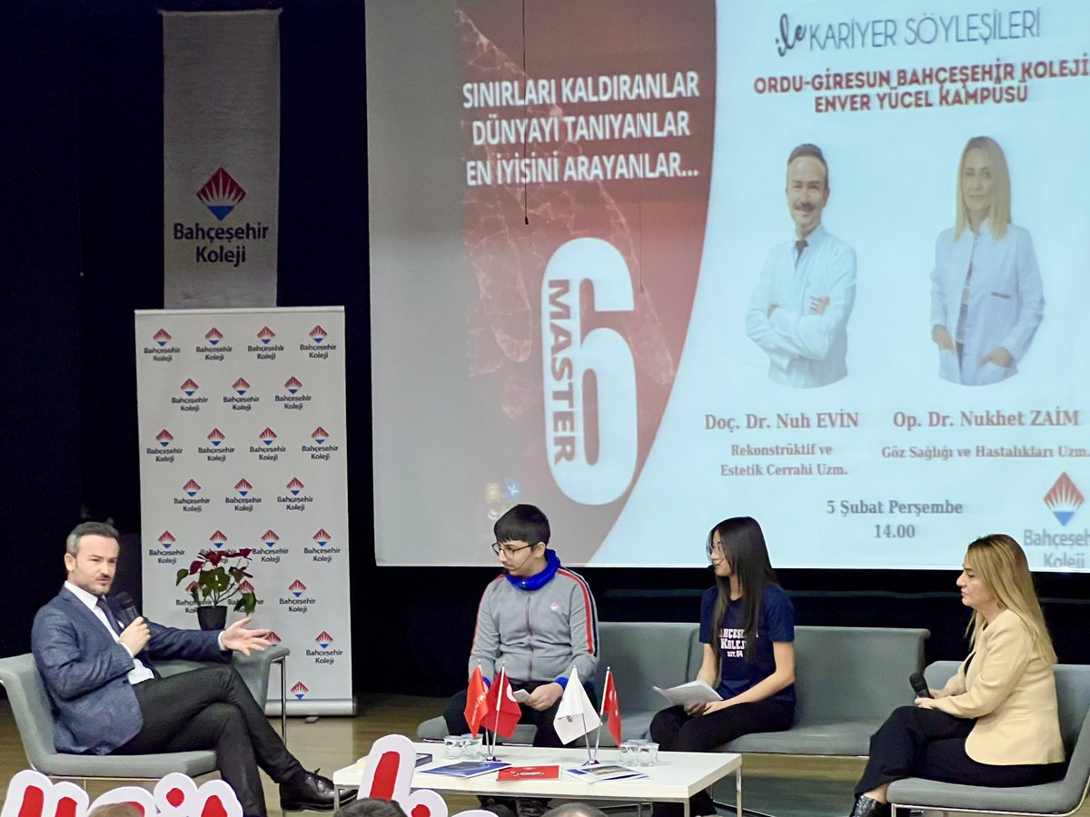 BahcesehirOrdu's tweet photo. Master 6 Kariyer Söyleşileri kapsamında
Doç. Dr. Nuh Evin ve Op. Dr. Nukhet Zaim’i öğrencilerimizle buluşturduk.
Sağlık alanındaki deneyimlerini paylaşan değerli konuklarımıza teşekkür ediyoruz. 🩺❤️💙
#BahçeşehirKoleji #Master6 #KariyerSöyleşileri #ŞimdiSırası https://t.co/fkFHqNfv3p