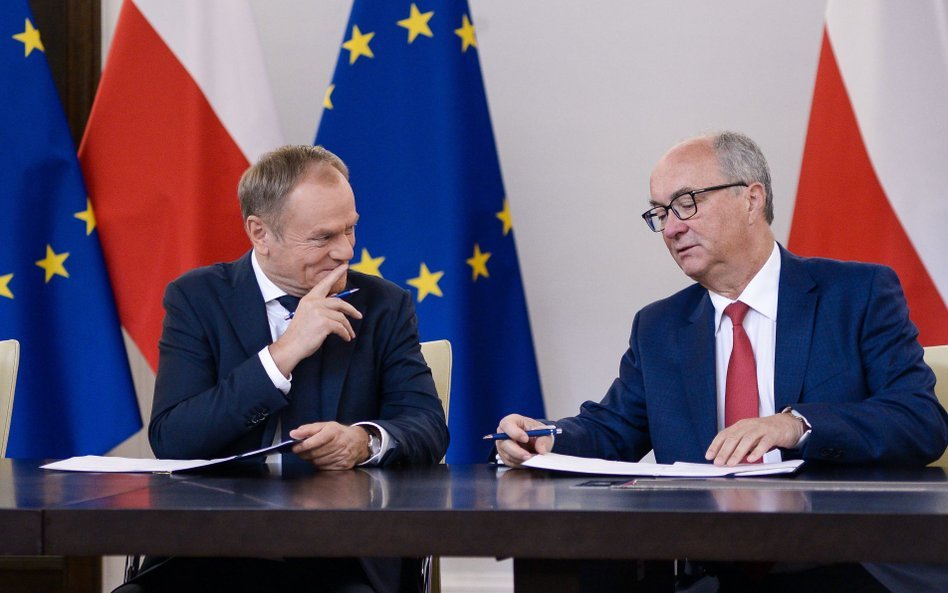 Po raz kolejny mamy dowody, że Donald Tusk, to człowiek Moskwy w Warszawie, a intryga komunisty Czarzastego to zmowa Niemca i Moskala, mająca na celu zohydzenie Polski naszemu najpotężniejszemu sojusznikowi i wepchnięciu Polski w objęcia odwiecznego sojuszu Berlina i Moskwy.