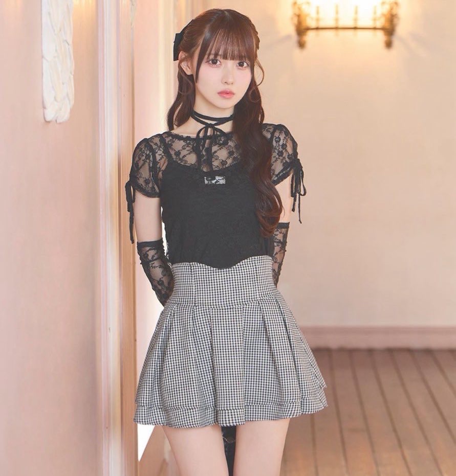 𝐑𝐄𝐒𝐓𝐎𝐂𝐊 】 ⠀ ずーっと大人気のギンガムチェック柄 美脚