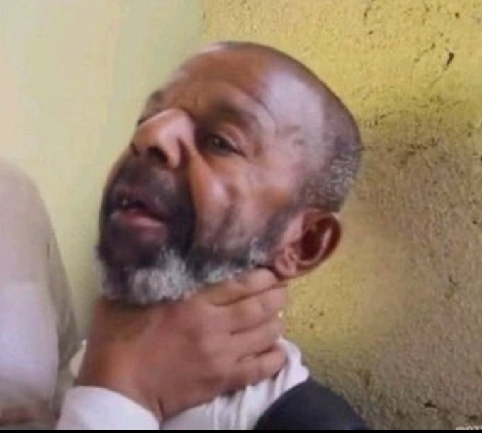 Reliver12's tweet image. Imagine butting him with timberland