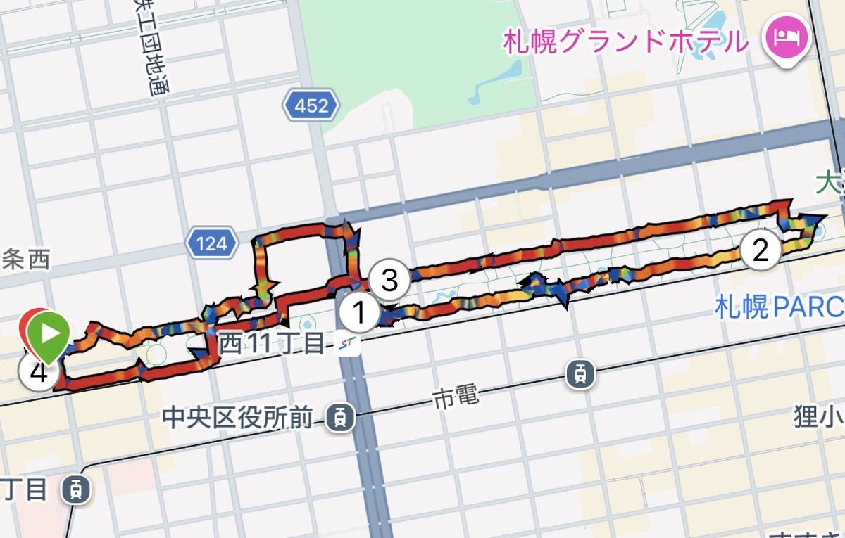 外国人観光客の方にいっぱい撫でられ、写真を撮られ😂