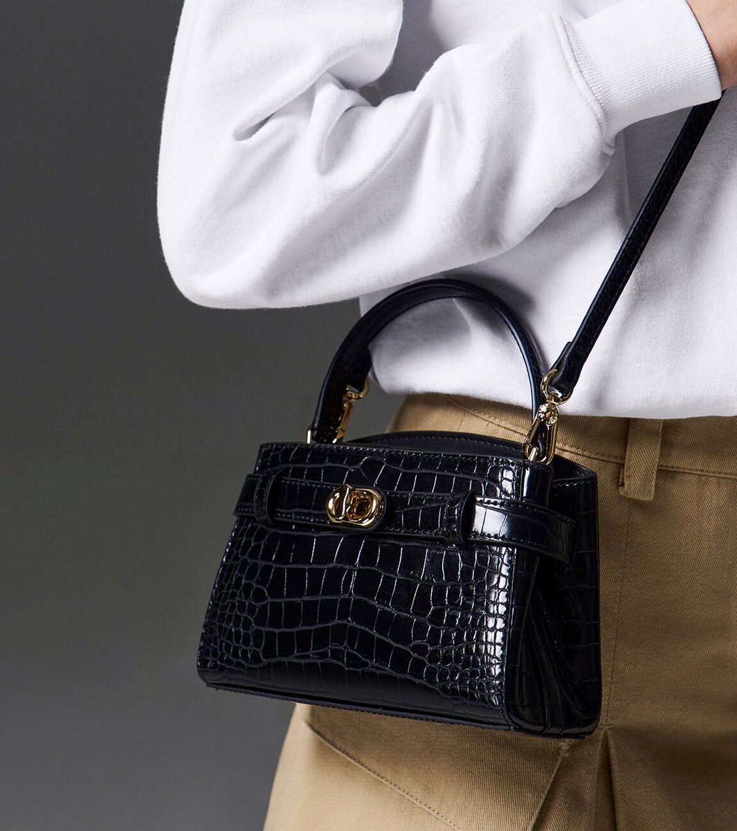 CHARLES & KEITH JAPAN (@charleskeith_jp) / Posts / X