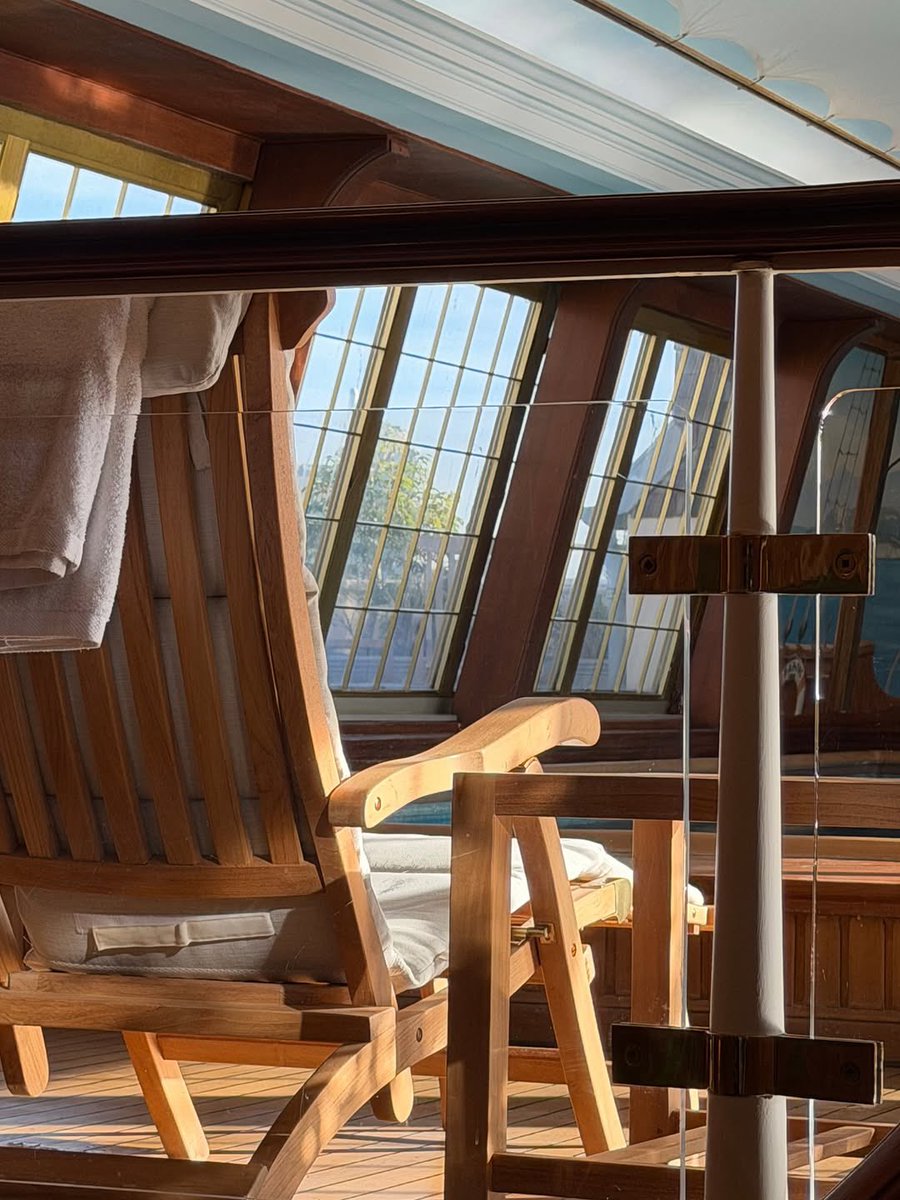 Zachary. (restarting) tweet media