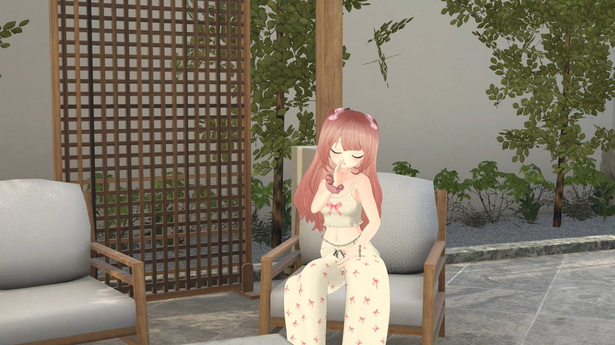 Lucy / ルーシー tweet media