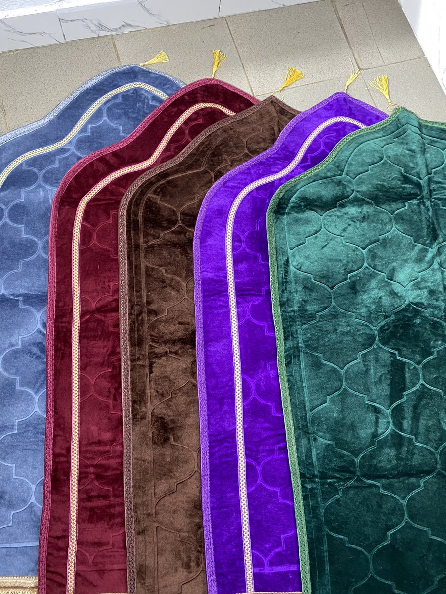 zeemade_it's tweet image. Please RETWEET.🙏🧎‍♂️

Prayermat gift set
🏷️13,000

Vip cone prayermat.
🏷️12,000

Lagos
Nationwide delivery.

Send a Dm to order or wa.me/2349093607161