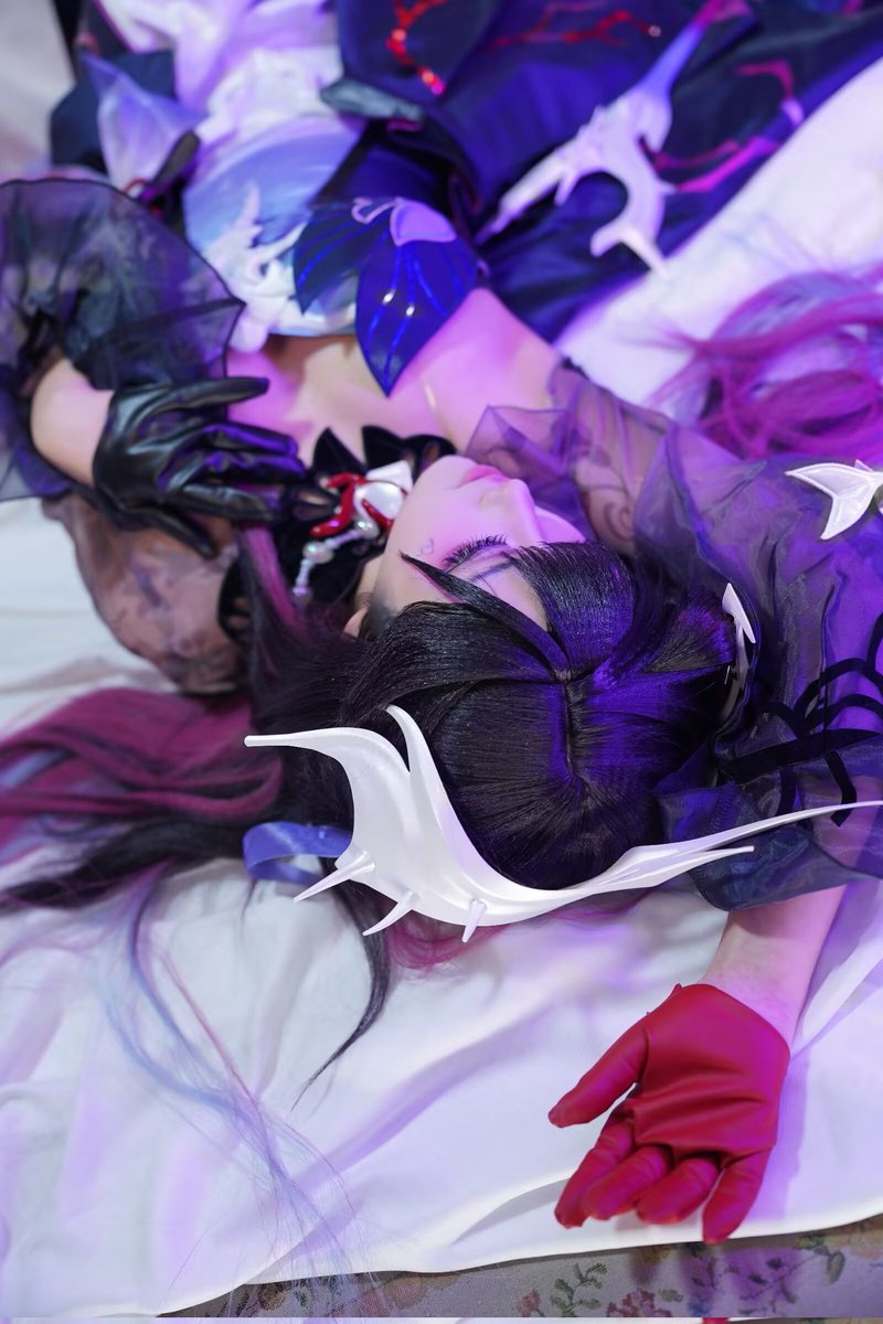 cdwenhe's tweet photo. 最喜欢的两张 https://t.co/Jw3qiL4uY7