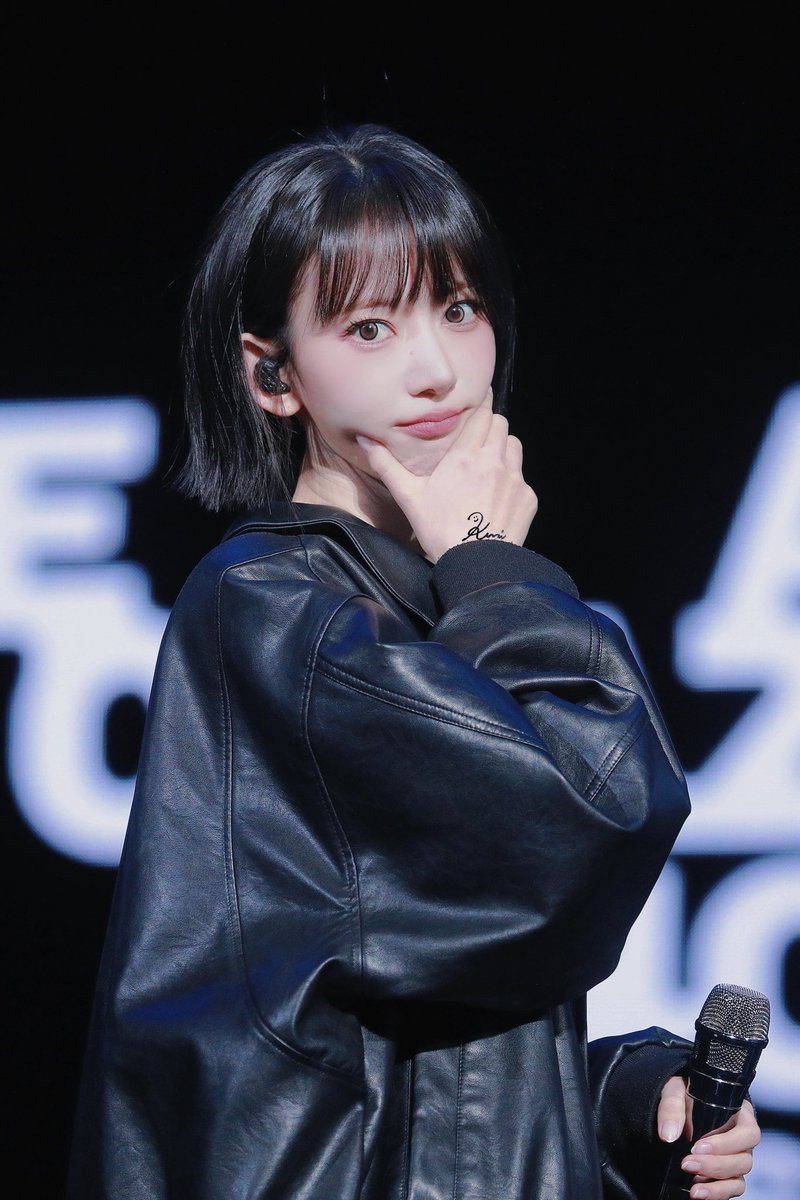 Sakura • 사쿠라 • 宮脇咲良 • サクラ 「260131」 📸 LE SSERAFIM • 르