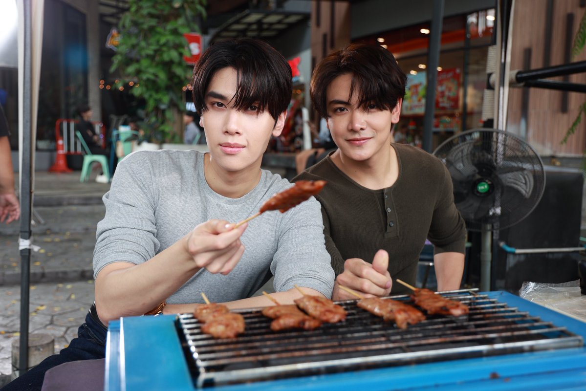 DareYouToDeath's tweet image. หมูปิ้งหวานมากกก

#DareYouToDeathEP7
[PHOTO BEHIND THE SCENES]