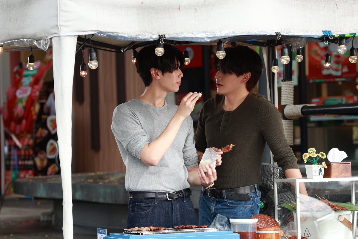 DareYouToDeath's tweet image. หมูปิ้งหวานมากกก

#DareYouToDeathEP7
[PHOTO BEHIND THE SCENES]