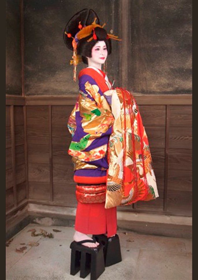 ShimabaraCastle's tweet photo. 【花魁道中出演者募集！】普段できないような体験をしてみませんか

3月20日（金・祝）に花魁道中が開催されます！開催に際し、一般の出演者を募集します！経験なくても大丈夫です！応募お待ちしております！

詳細や申し込みはURLから
https://t.co/KFJsDE3Ewa https://t.co/U0s91s6sat