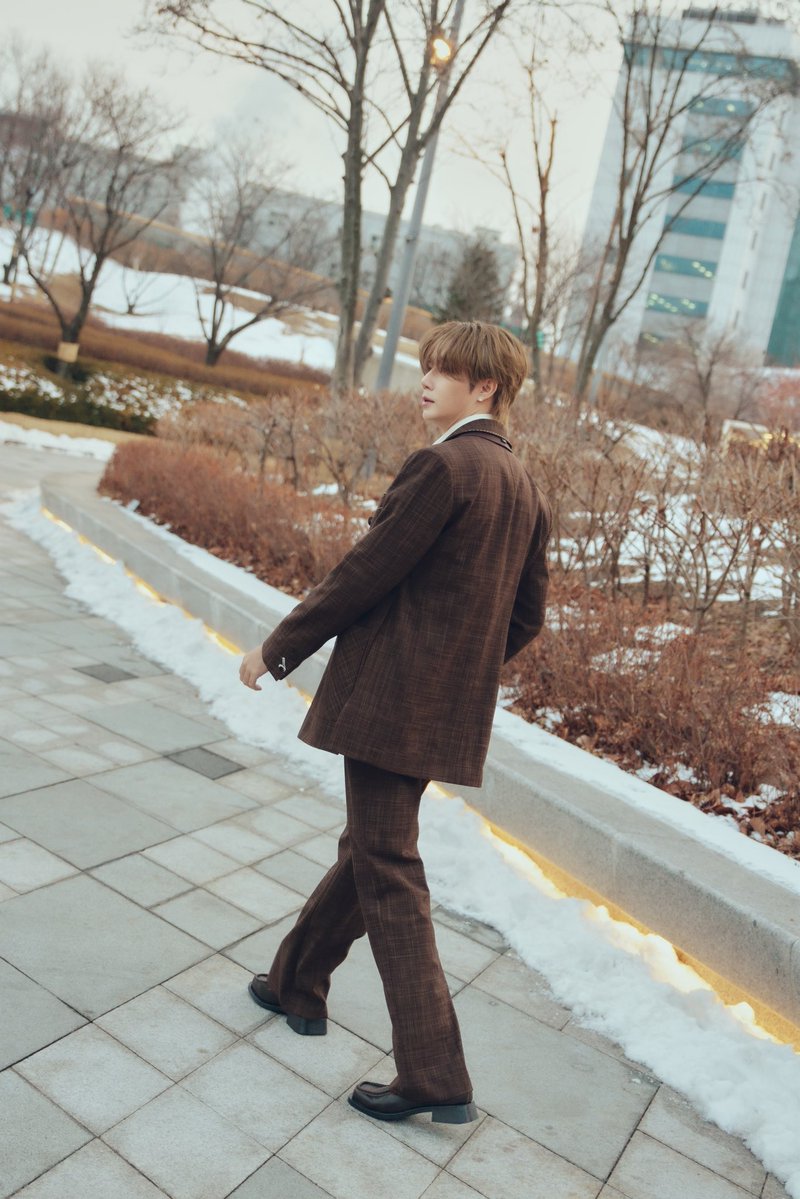 zee_pruk's tweet image. Slow moments feel the best. 🍂 #ZeePruk