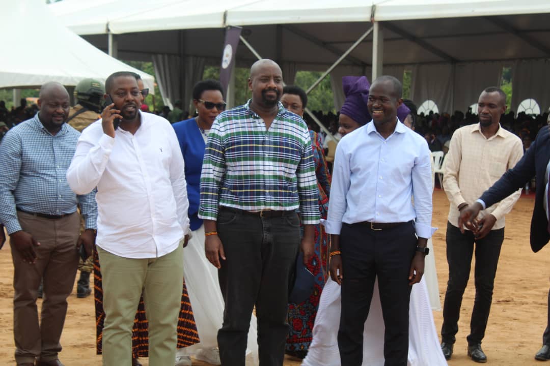 CityboyUganda's tweet photo. Dear CDF Gen @mkainerugaba,  Since you have the Ultimate responsibility of appointing ministers to serve in the 12th parliament of Uganda (2026 - 2031), I recommend Hon @DanKimosho the area MP of Kazo District to be appointed as the Minister of Works and Transport. Dan Kimosho is currently an Mp and he was appointed as the Chairperson of Physical Infrastructure Committee in the 11th Parliament & he performed all his tasks excellently. 

Hon @DanKimosho is a leader with philosophy who centers on to serve his country with mentality , prioritizing the needs of citizens and stakeholders above personal or political interests.

Hon @DanKimosho  is also a Strategic Leader  who focus on improving the quality of public service delivery through long-term planning and systematic organizational development.

Hon @DanKimosho is also a radical  who proactively shape inclusive and efficient services by decentralizing power and placing communities at the heart of solutions. 

Regards @CityboyUganda