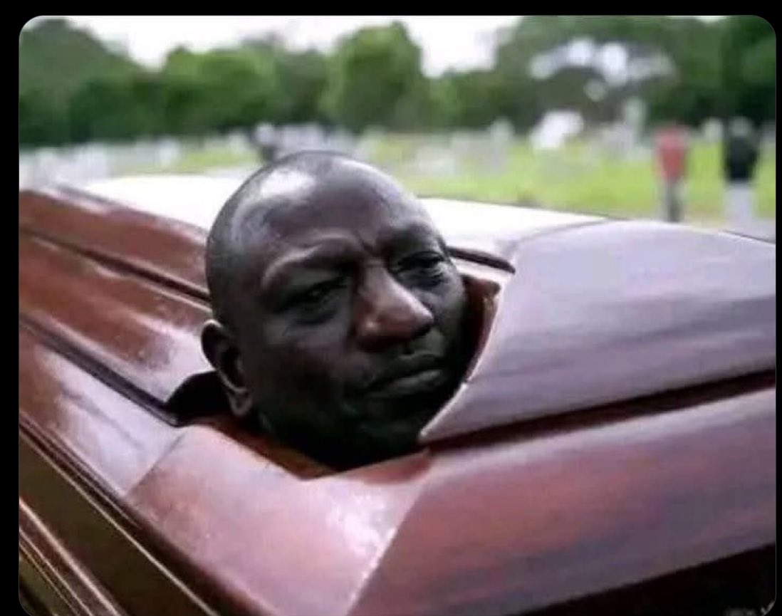 Clout_Chaser100's tweet image. Day 15: Money be like HIV, nobody dey gree say they get am 😢😢