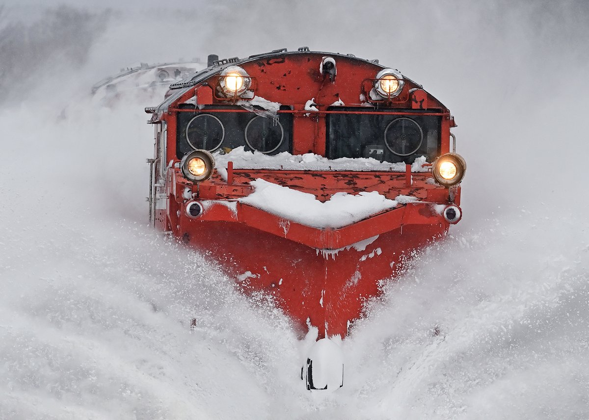 夕刊「鉄フォト」は北海道のJR宗谷線です。日本最北の路線では、冬