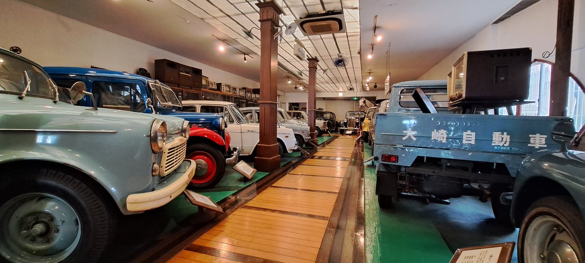 福山自動車時計博物館はマジですごいので行ったほうがいいよ（広島県福山市）
車・時計だけじゃなくていろいろ貴重なものがある。昔の家電とか銃とか軍隊手牒とか。