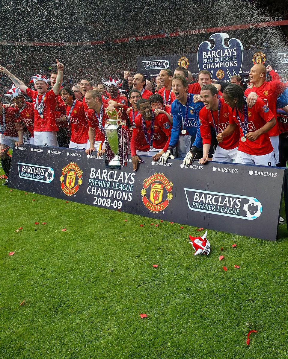 Are you a man united fan searching for mutuals?

Drop your handle and connect with everyone in the comments

It’s that simple ❤️