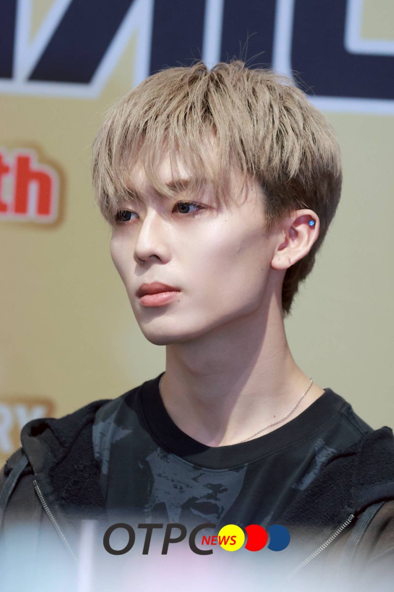 otpc_story's tweet image. "ONE OR EIGHT" ช่วงสัมภาษณ์สื่อ ในงาน JAPAN EXPO THAILAND 2026 มหกรรมญี่ปุ่นที่ยิ่งใหญ่ที่สุดในเอเชีย 🇯🇵
 
#ONEOREIGHT #1OR8
#JapanExpoThailand2026 
#ジャパンエキスポタイランド2026