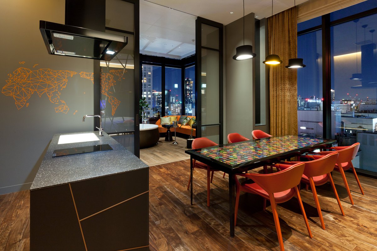 Osaka_Tabilog's tweet image. ／
大阪観光局【公式】X　
全6回 #プレゼントキャンペーン🎉
＼

第2弾は...
✨《宿泊券》大阪エクセルホテル東急 ペア1泊朝食付✨
を抽選で3名様にプレゼント🎁

バスタブに浸かりながら御堂筋の夜景を眺める、
プライベート感溢れるひとときをお楽しみください🛁⭐

⏬応募方法⏬
①@Osaka_Tabilog…