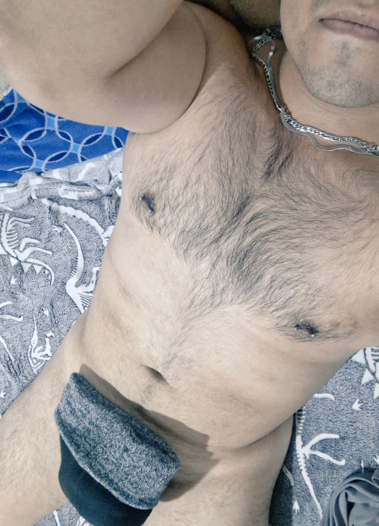 Buenas noches ositos, así porque hace frío. . .
Linda noche 🔥. . .