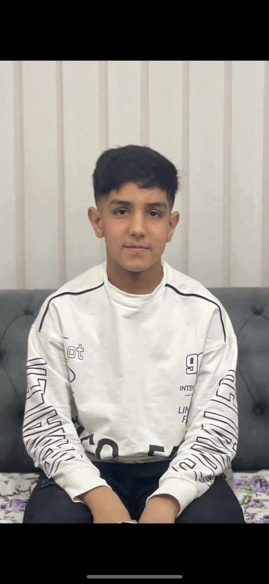 دریافتی:
سلام خوبین ببخشید برادر یکی از دوستام ۱۳ سالشه کشته شده 😭😭
بچه مادر نداره پدرشونم ولشون کرده
ابوالفضل وحیدی ۱۳ ساله ساکن اسلامشهر 
بچه شب تا صبح سر کار بوده
میشه عکسش روتوفراخوان شاهزاده ببرید
#ابوالفضل_وحیدی 
#اين_آخرين_نبرده_پهلوى_برميگرده